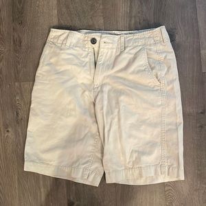 American Eagle classic khaki shorts 28
